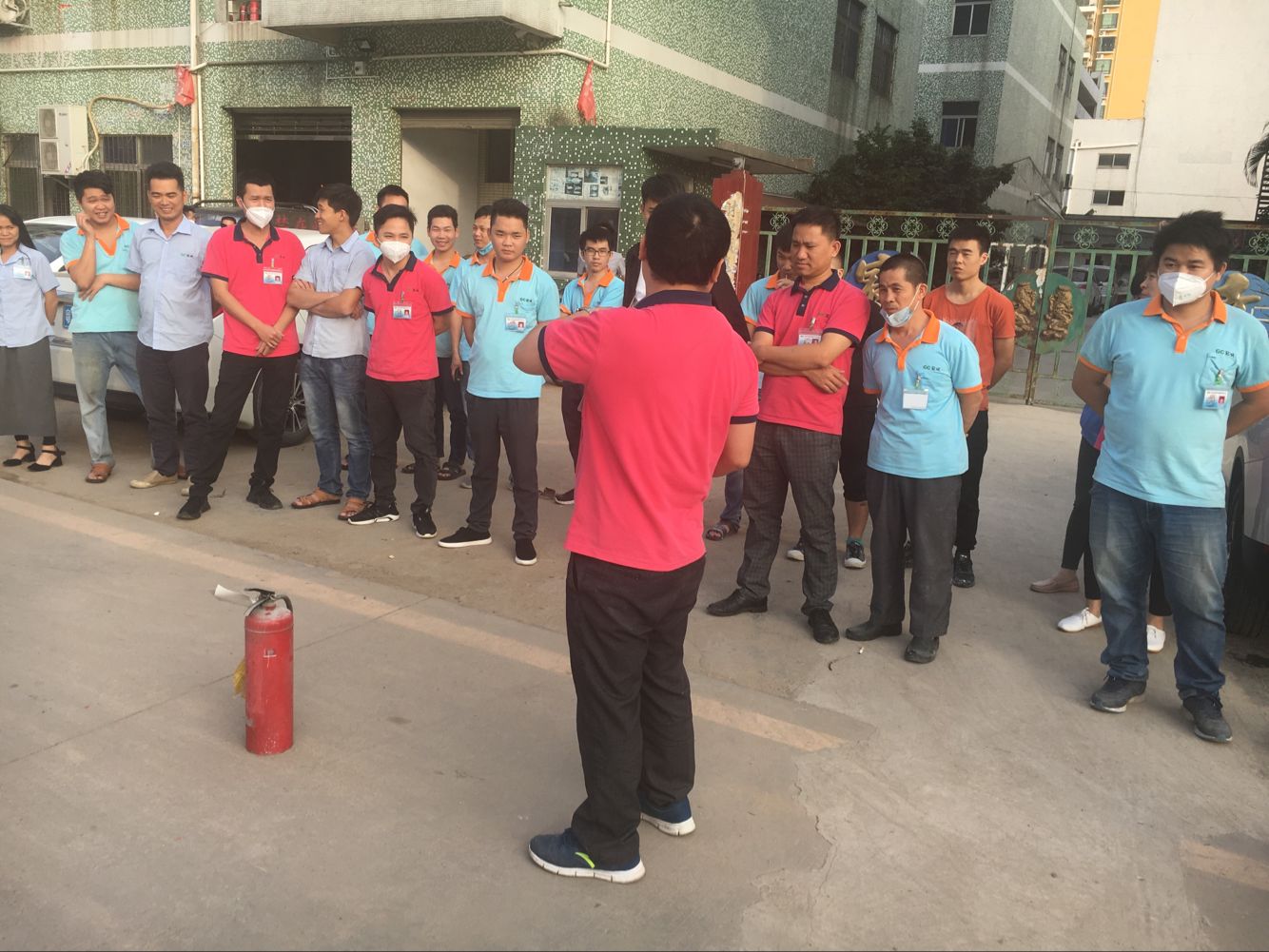手板模型廠全體員工積極參與消防演習(xí)